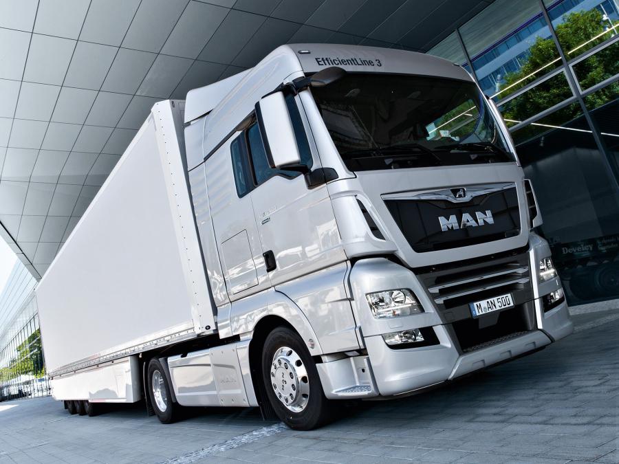  MAN TGX 18.500 4x2 XLX 2017 года  (фото 2 из 13)